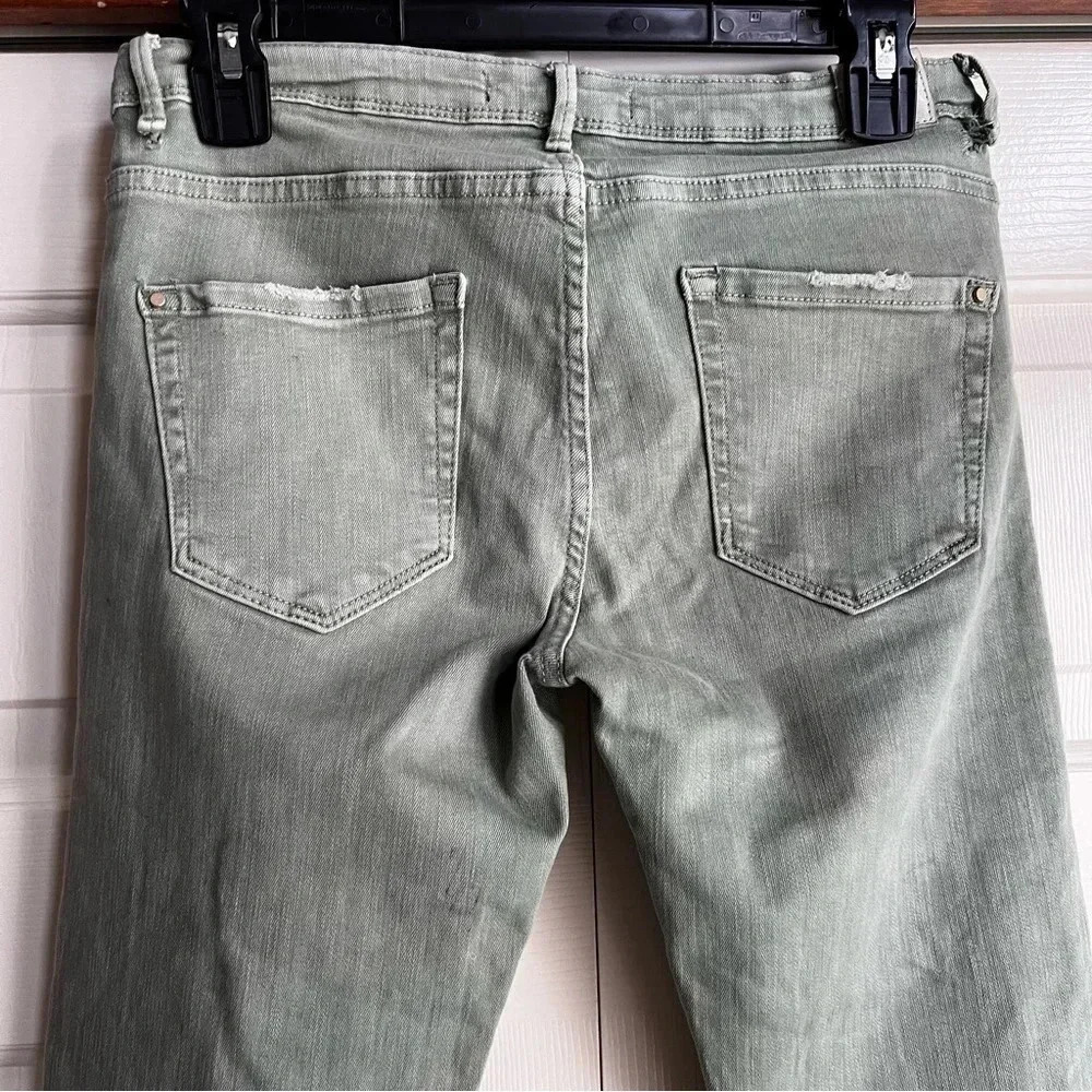 Zara Trafaluc Embrace Denim distressed skinny jeans Women’s size 6 - Picture 6 of 16